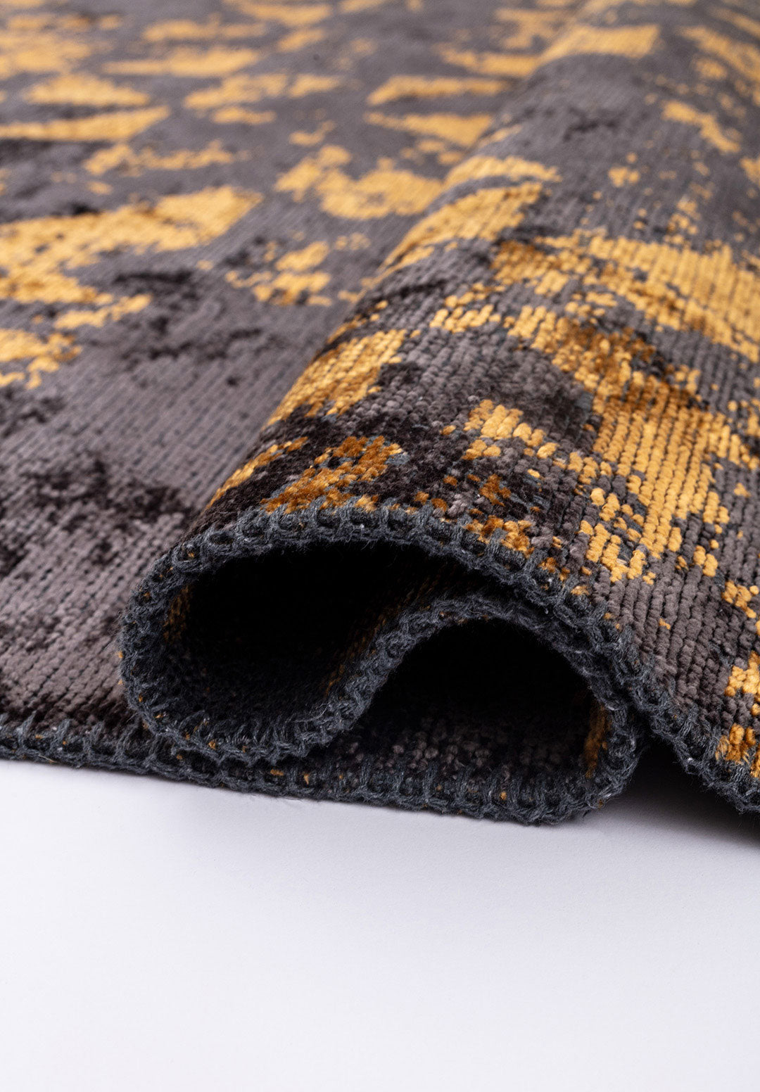 Triangle Charcoal - Mustard Rug Rugs - Venetto Design Venettodesign.com