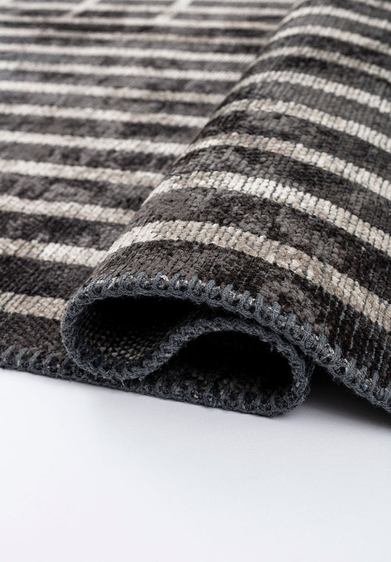 Plaid Charcoal - Grey Rug Rugs - Venetto Design Venettodesign.com