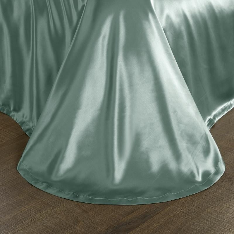 Eloise Pistachio Green Luxury Pure Mulberry Silk Bedding Set Duvet Cover Set - Venetto Design Venettodesign.com