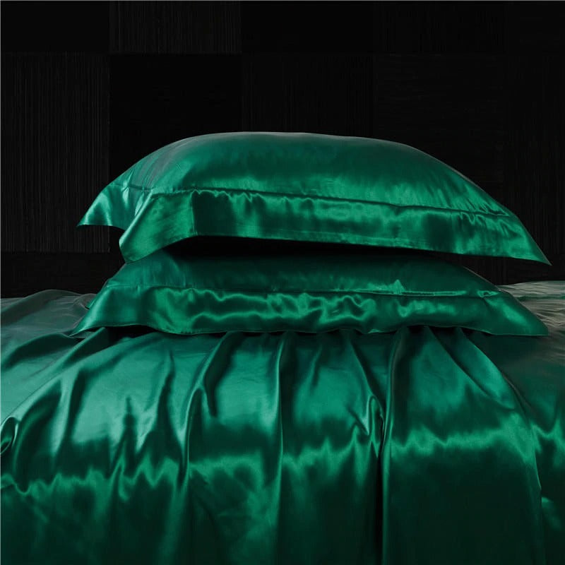 Eloise Emerald Green Luxury Pure Mulberry Silk Bedding Set Duvet Cover Set - Venetto Design Venettodesign.com