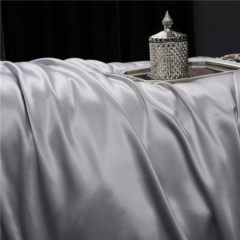 Eloise Sonic Silver Luxury Pure Mulberry Silk Bedding Set Duvet Cover Set - Venetto Design Venettodesign.com