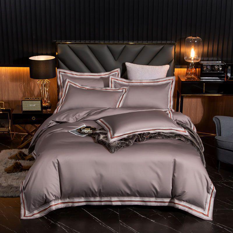 Ozmundo Sangria Egyptian Cotton Luxury Bedding Set