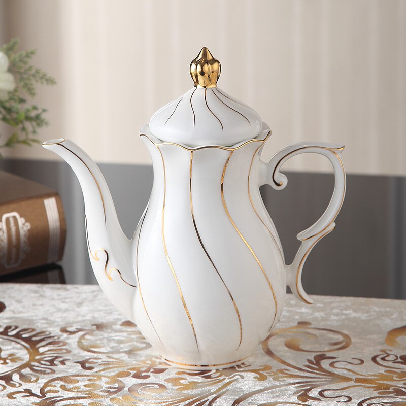 Benedicta Porcelain Gold Inlay Bone China Tea Set - Venetto Design Venettodesign.com