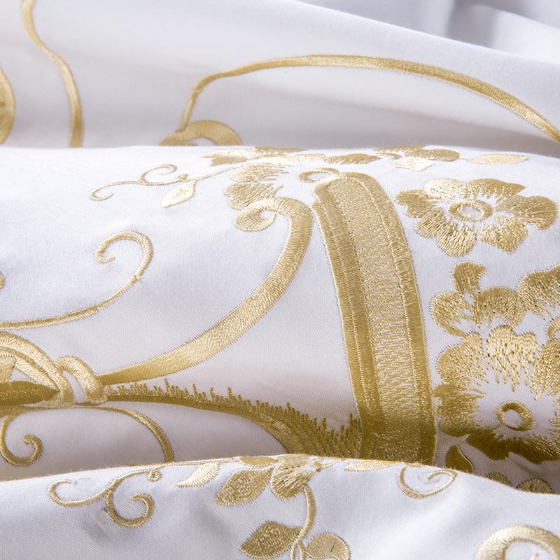 DeLuxxe White Egyptian Cotton Embroidery Duvet Cover Set Duvet Cover Set - Venetto Design Venettodesign.com
