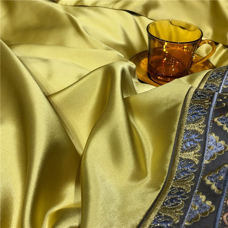 Hadi Embroidered Border Satin Duvet Cover Set Duvet Cover Set - Venetto Design Venettodesign.com