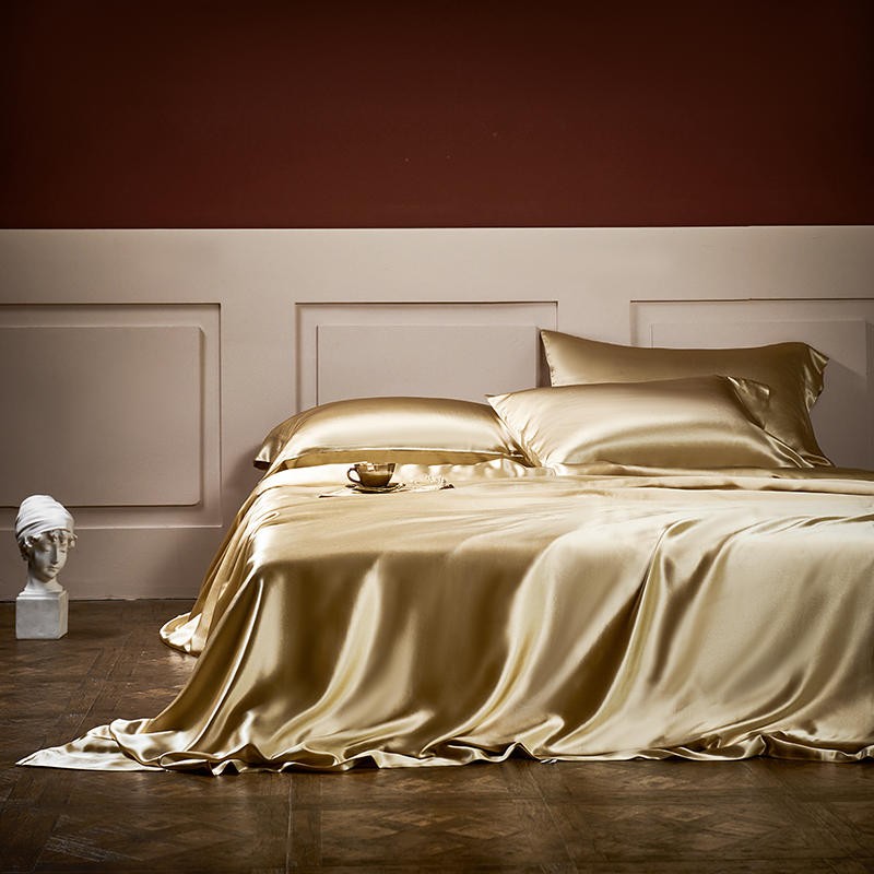Royalis Gold Luxury Pure Mulberry Silk Bedding Set Duvet Cover Set - Venetto Design Queen / 2 Pillowcases Venettodesign.com