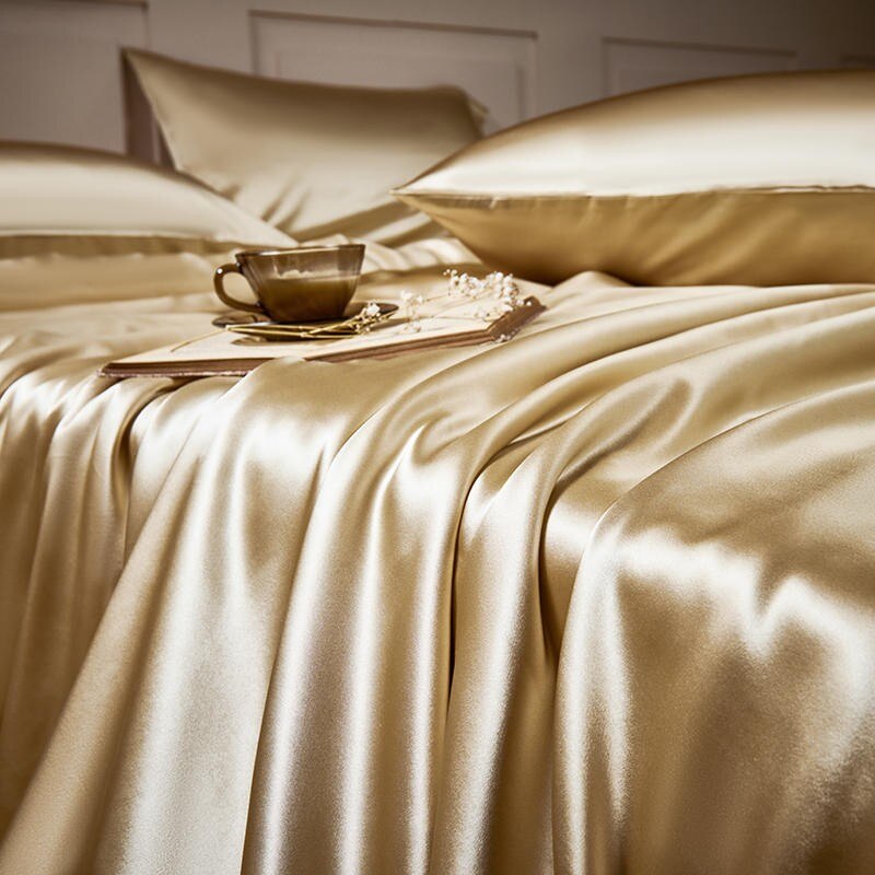 Royalis Gold Luxury Pure Mulberry Silk Bedding Set Duvet Cover Set - Venetto Design Venettodesign.com