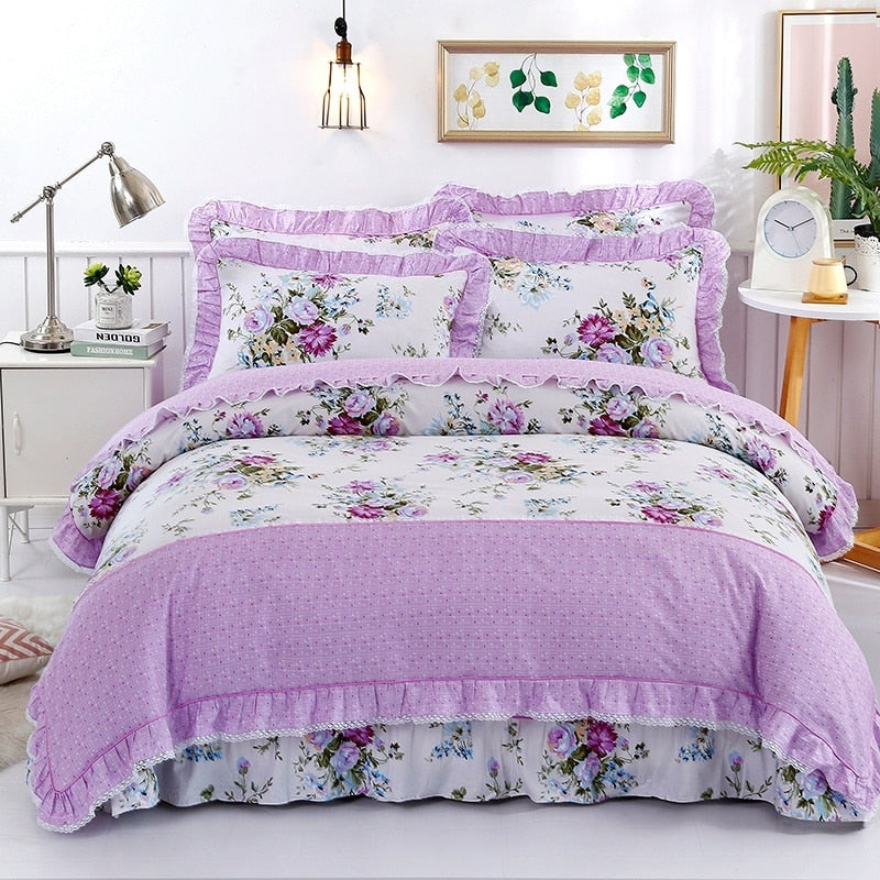 Veronica Lilac Contrasting Floral Printed Egyptian Cotton Bedding Set